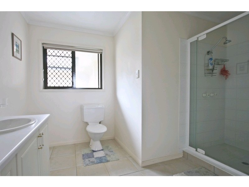 10 Adelong Road, Shailer Park QLD 4128
