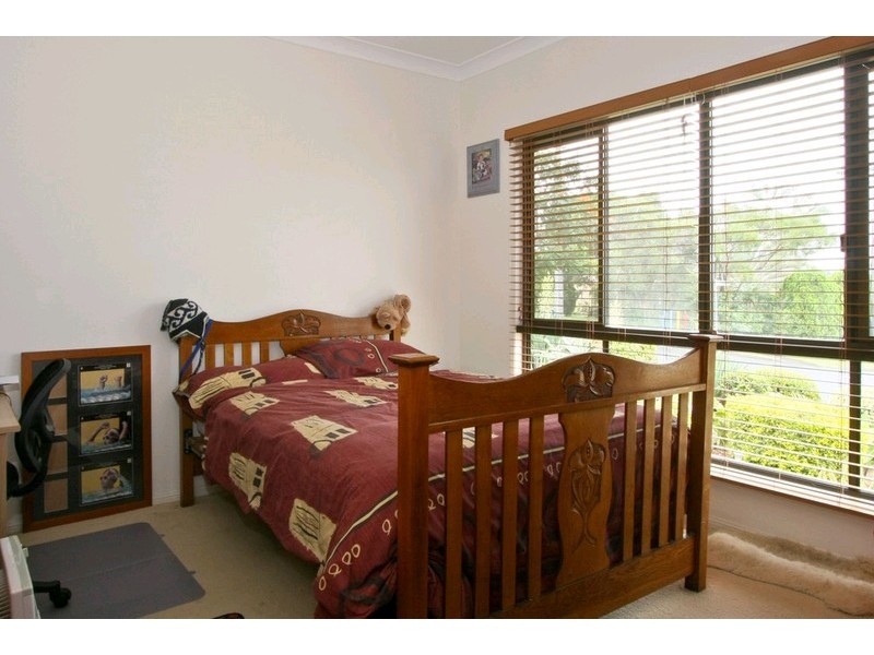 10 Adelong Road, Shailer Park QLD 4128