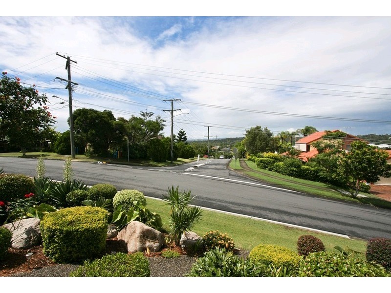 10 Adelong Road, Shailer Park QLD 4128