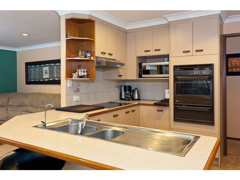 348 Chatswood Road, Shailer Park QLD 4128