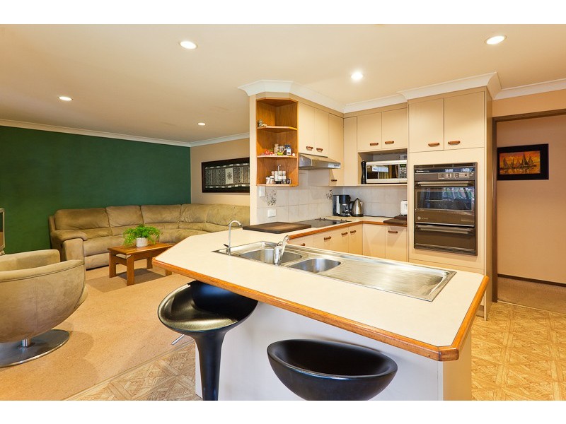 348 Chatswood Road, Shailer Park QLD 4128