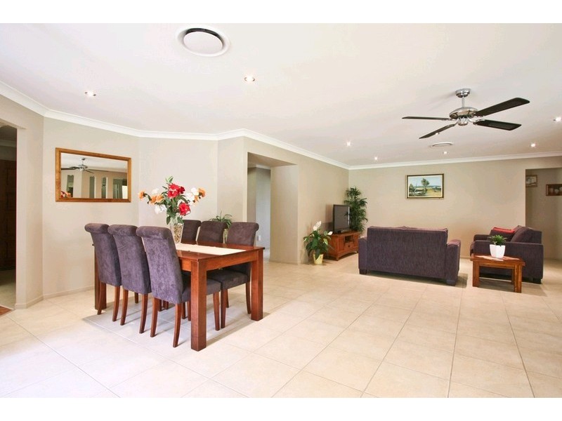 15 Ogilvy Court, Cornubia QLD 4130