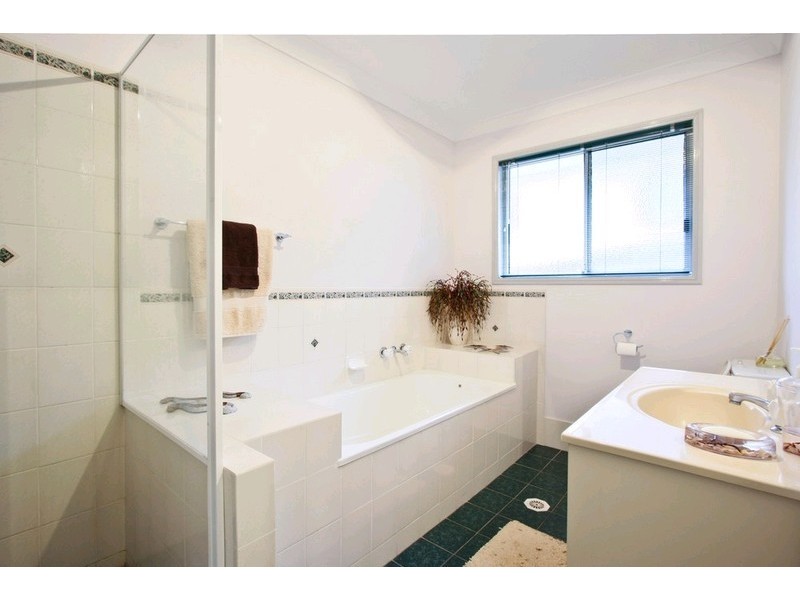 14 Trusan Place, Tanah Merah QLD 4128