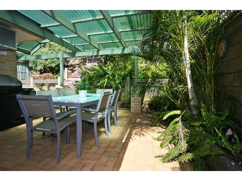 14 Trusan Place, Tanah Merah QLD 4128