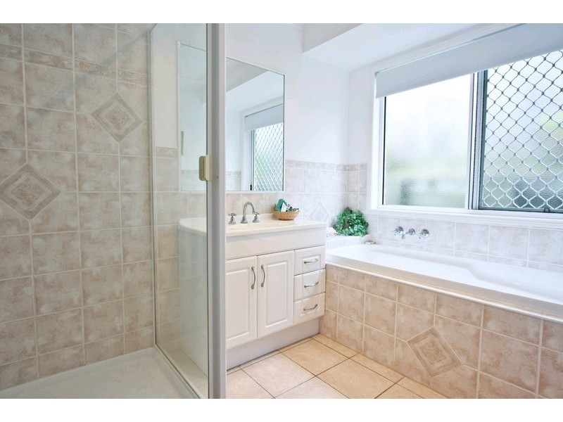 29 Ridgepointe Drive, Cornubia QLD 4130