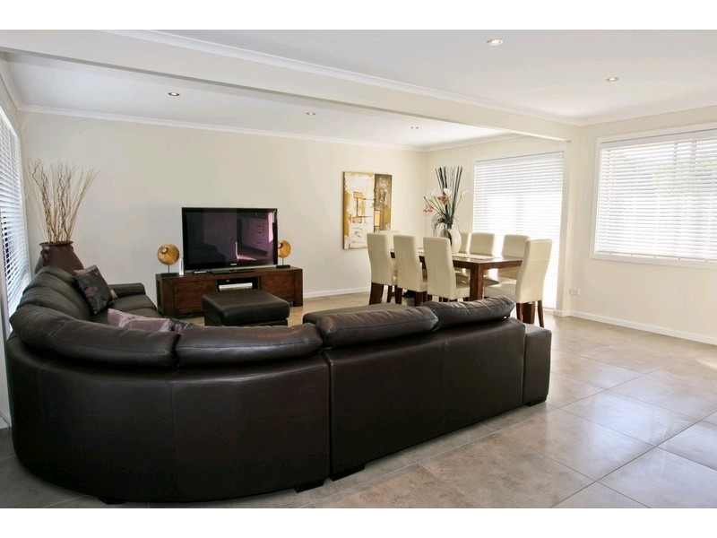 23 Hanlon Street, Tanah Merah QLD 4128