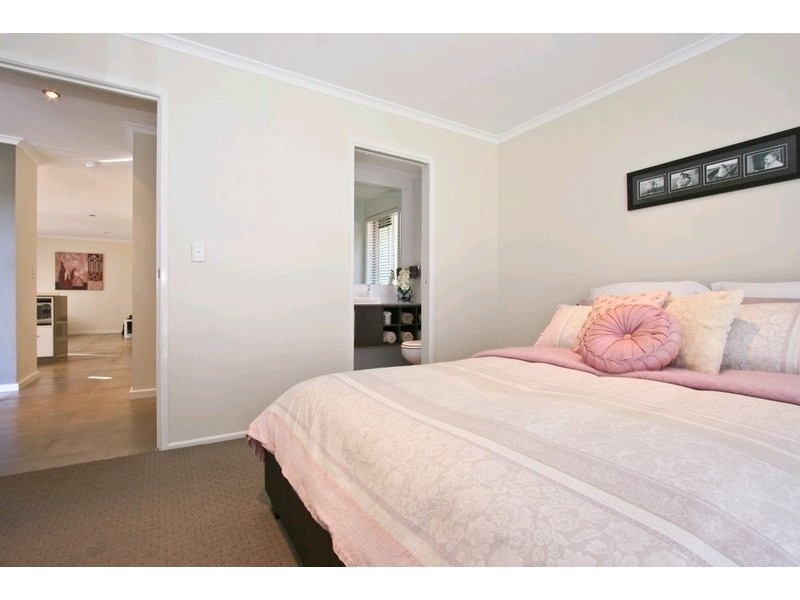 23 Hanlon Street, Tanah Merah QLD 4128