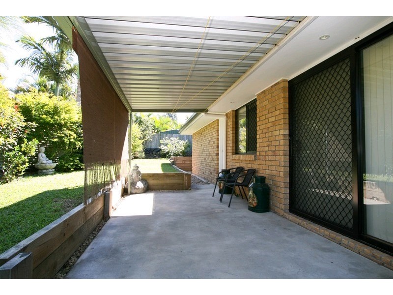 2/18 Japonica Street, Eagleby QLD 4207