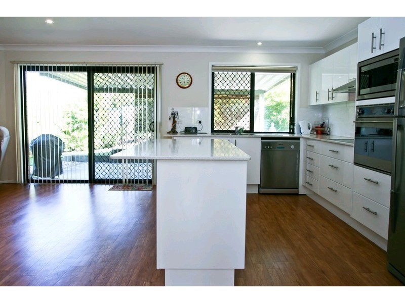 2/18 Japonica Street, Eagleby QLD 4207