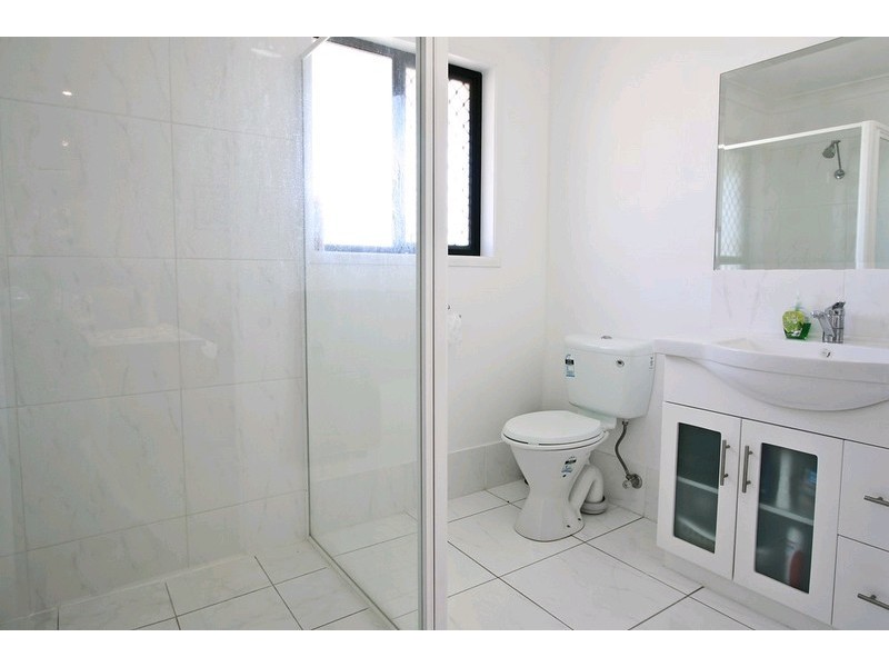 2/18 Japonica Street, Eagleby QLD 4207