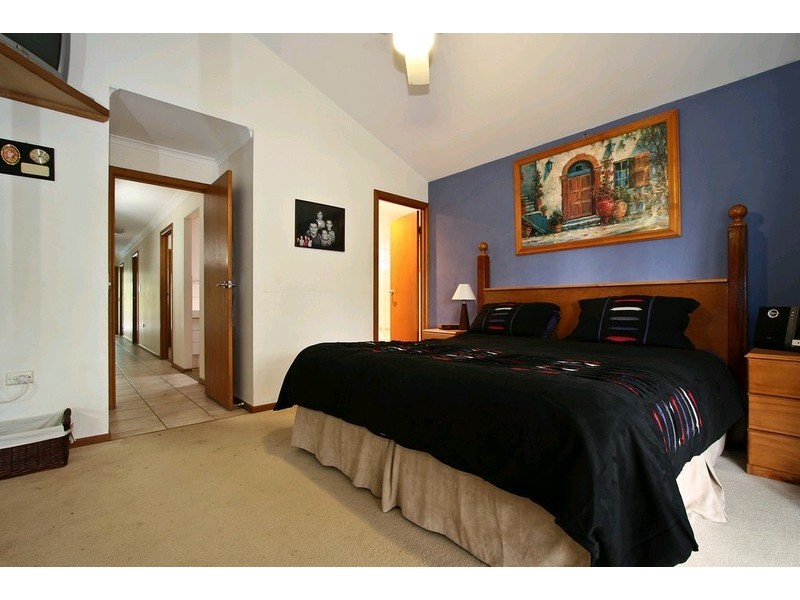 17 Grehan Crescent, Mount Warren Park QLD 4207