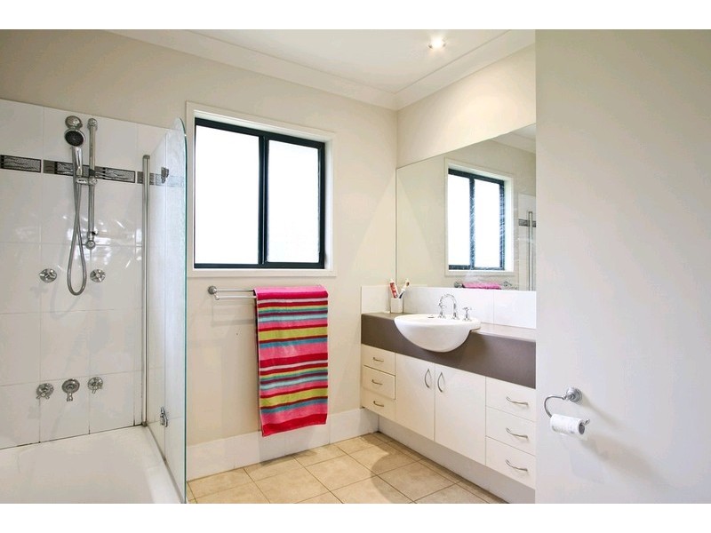 4/12 Pintu Drive, Tanah Merah QLD 4128