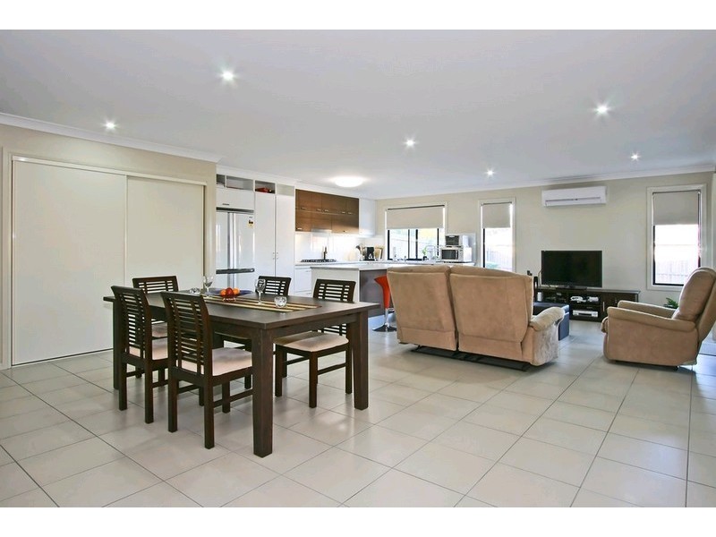 16 River Park Drive, Loganholme QLD 4129