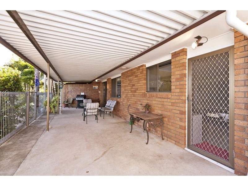 49 Westmoreland Boulevard, Springwood QLD 4127