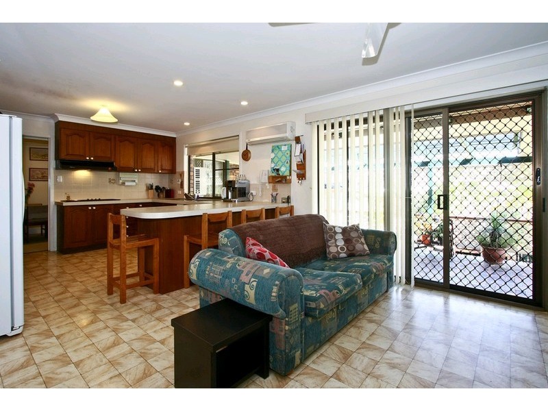 15 Voltaire Street, Shailer Park QLD 4128