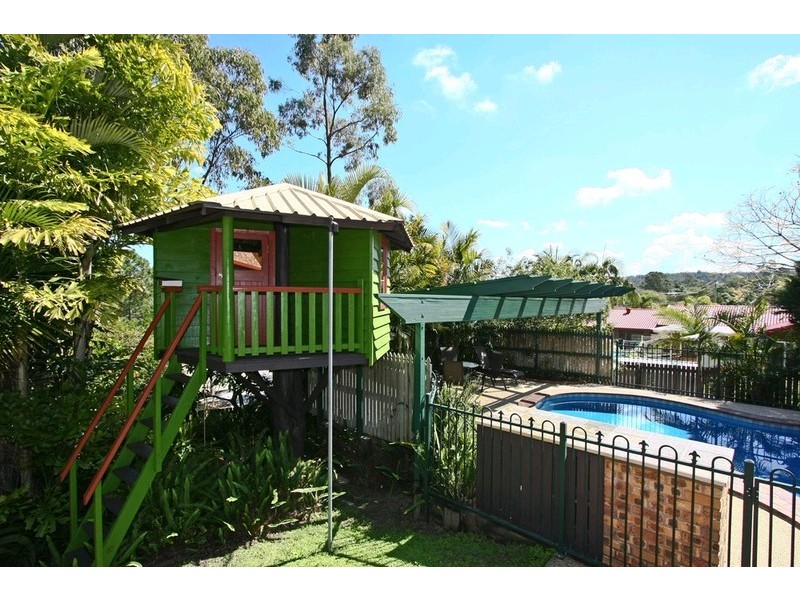 15 Voltaire Street, Shailer Park QLD 4128