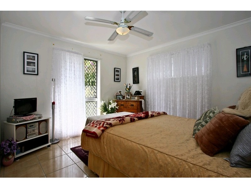 10 Oak Street, Shailer Park QLD 4128