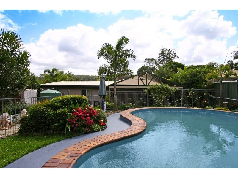 10 Oak Street, Shailer Park QLD 4128