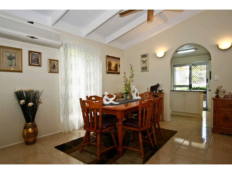 10 Oak Street, Shailer Park QLD 4128