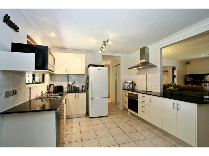 10 Grampian Court, Rochedale South QLD 4123