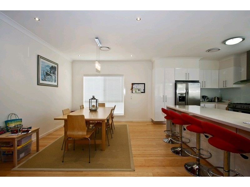 18 Pinnacle Place, Eight Mile Plains QLD 4113
