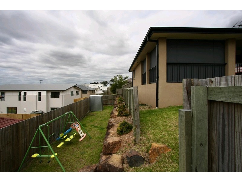 72 John Markwell Parade, Daisy Hill QLD 4127