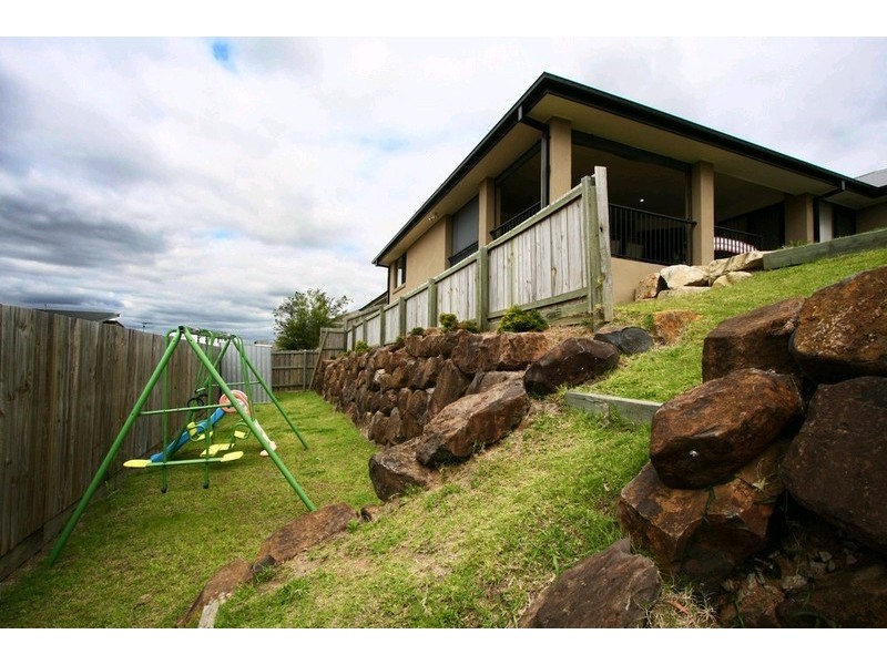 72 John Markwell Parade, Daisy Hill QLD 4127