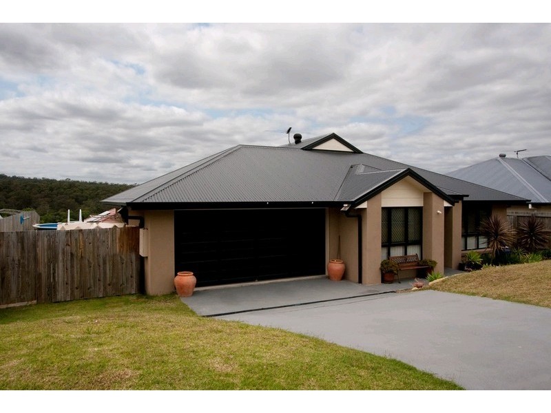 72 John Markwell Parade, Daisy Hill QLD 4127