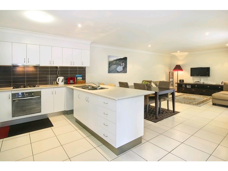 2/15 Sabre Court, Loganholme QLD 4129