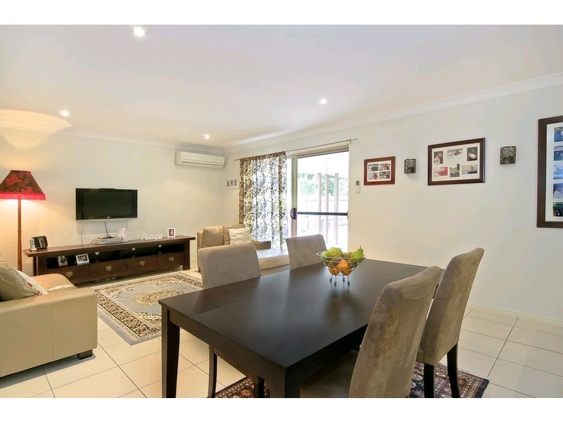 2/15 Sabre Court, Loganholme QLD 4129