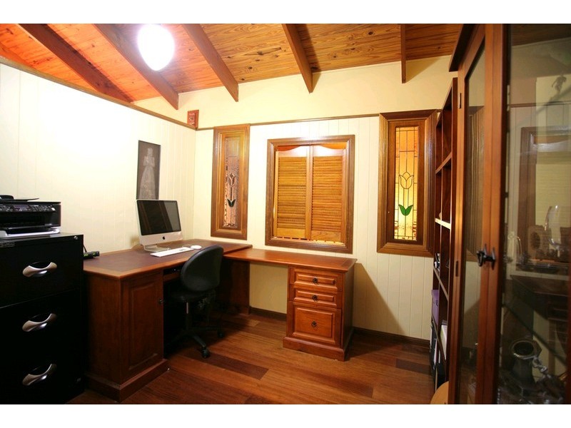 42 Jasmine Crescent, Shailer Park QLD 4128