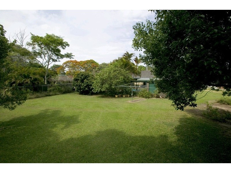 32 Parkway Road, Daisy Hill QLD 4127
