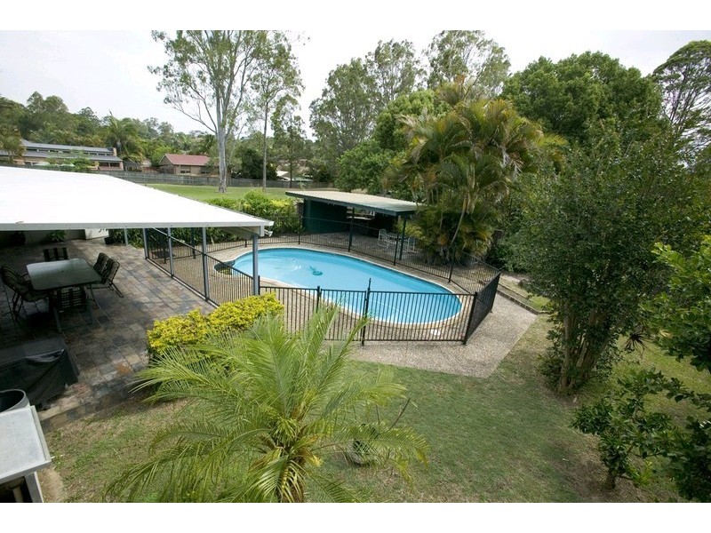 32 Parkway Road, Daisy Hill QLD 4127