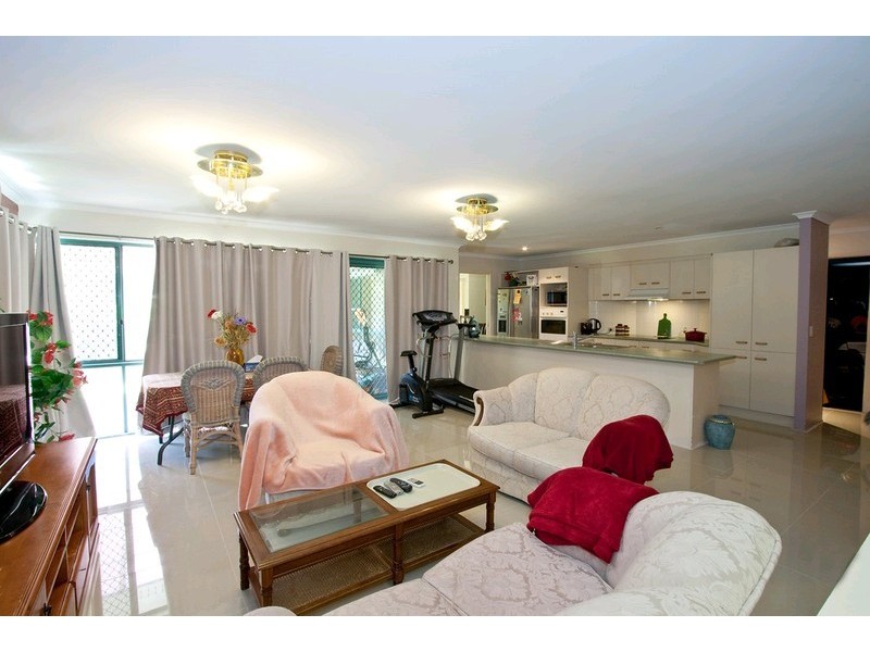 81B Lyndale Street, Daisy Hill QLD 4127