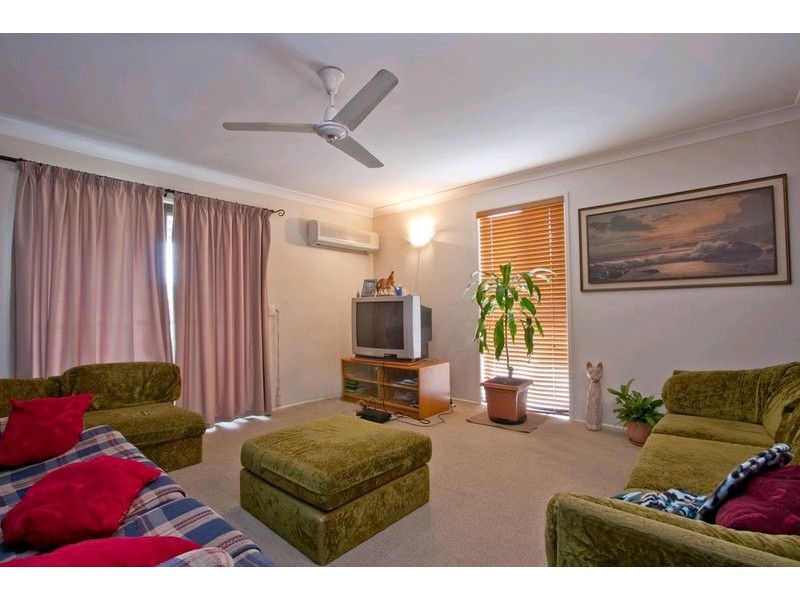 89 Lima Street, Edens Landing QLD 4207