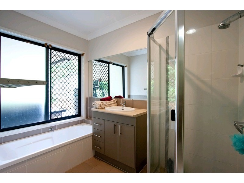 31 Sewell Road, Tanah Merah QLD 4128