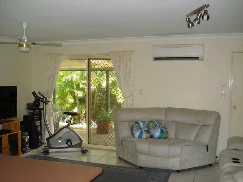 9 Timberland Place, Loganholme QLD 4129