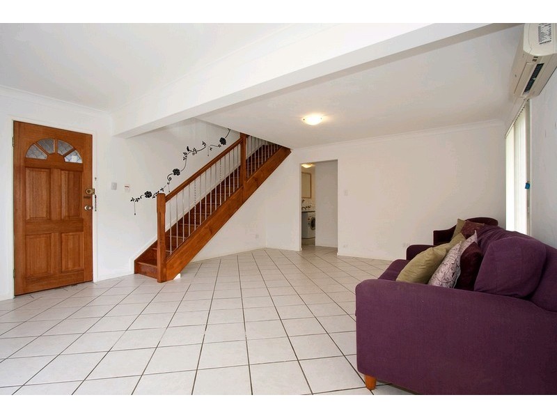 119 Springwood Road, Springwood QLD 4127