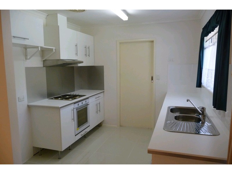 13 Raelene Terrace, Springwood QLD 4127