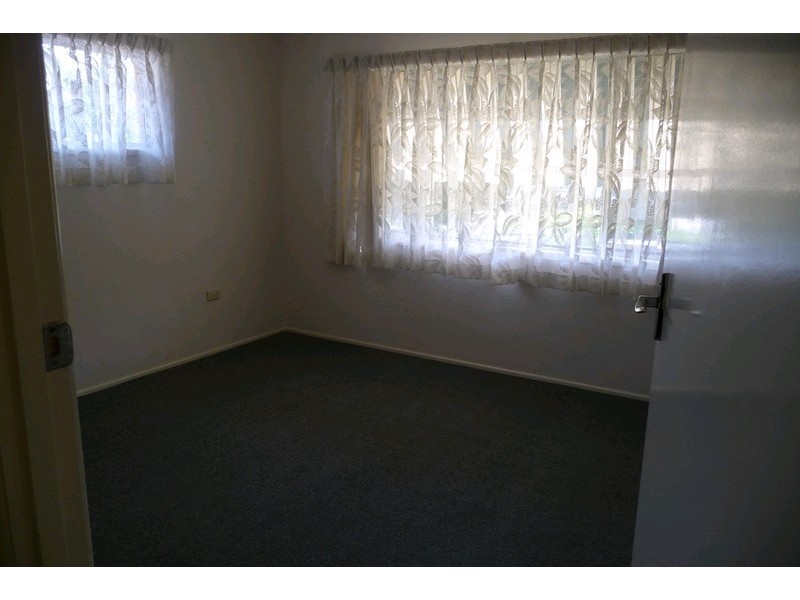 13 Raelene Terrace, Springwood QLD 4127