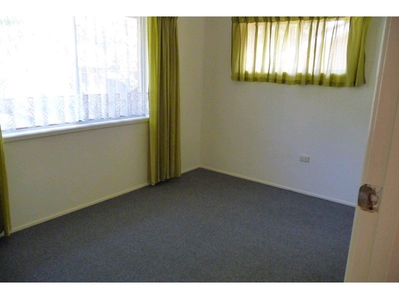 13 Raelene Terrace, Springwood QLD 4127