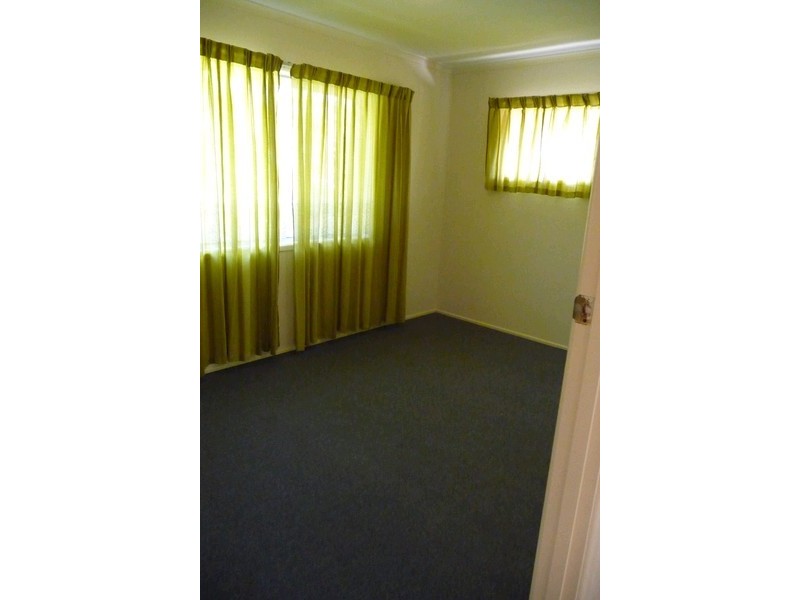 13 Raelene Terrace, Springwood QLD 4127