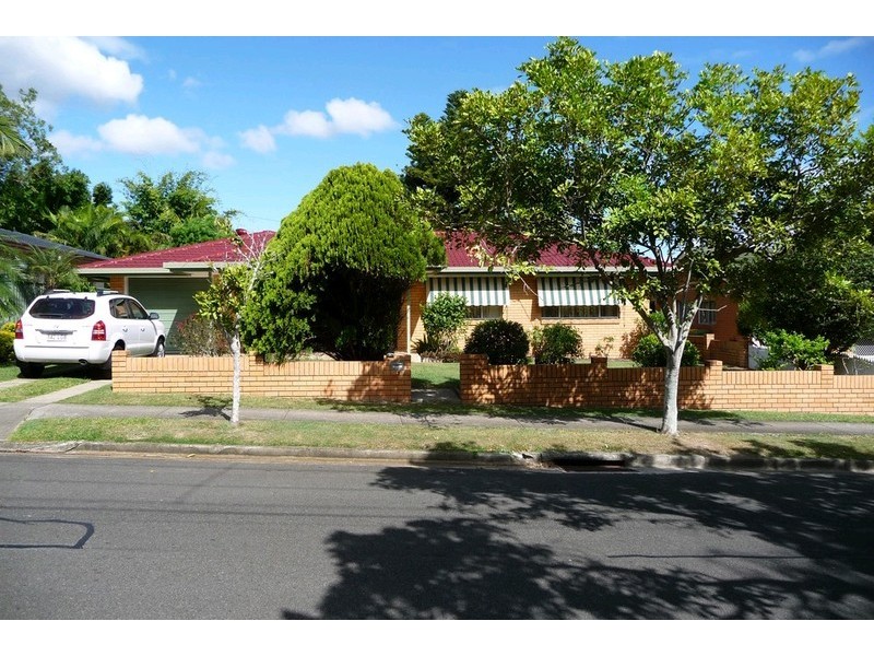 13 Raelene Terrace, Springwood QLD 4127