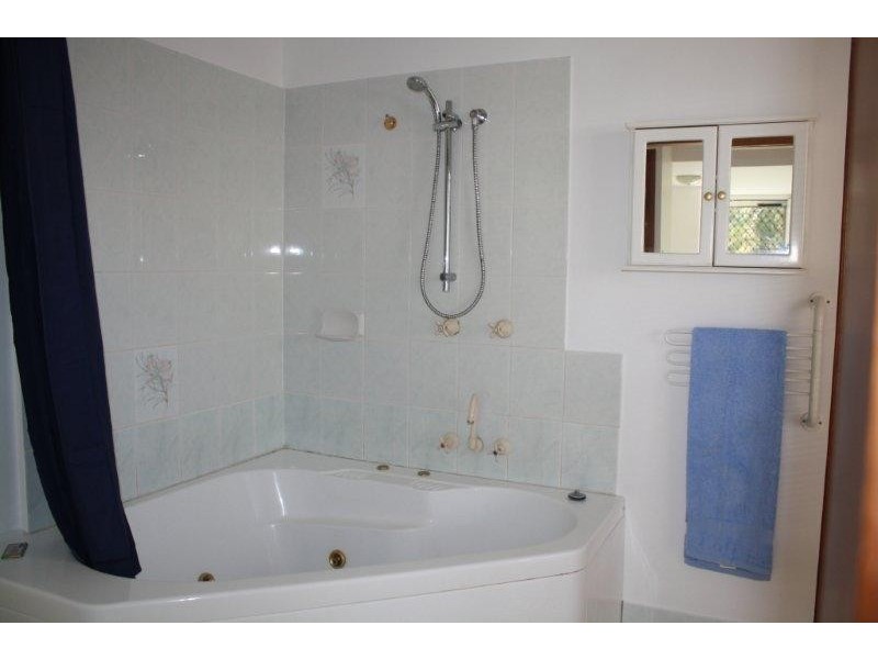 14 Gwandalan Street, Eight Mile Plains QLD 4113