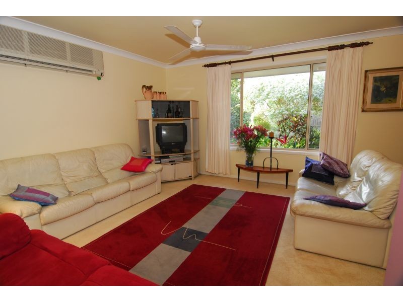 21 Delapine Pl, Seventeen Mile Rocks QLD 4073