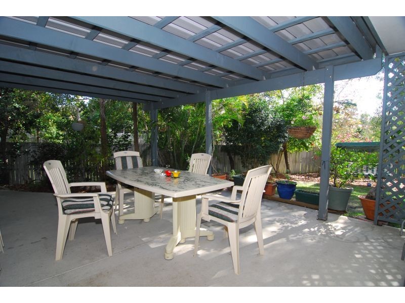 21 Delapine Pl, Seventeen Mile Rocks QLD 4073