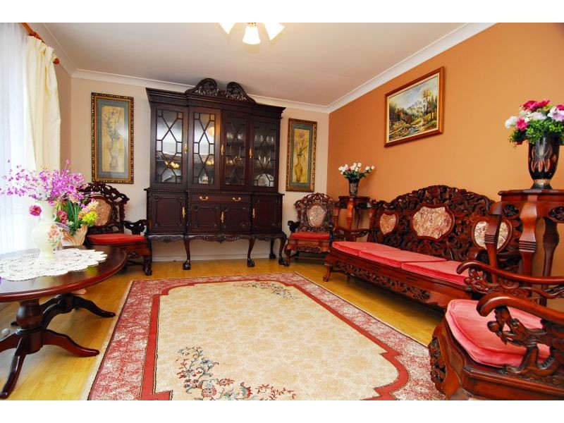 141 Merluna Rd, Park Ridge South QLD 4125