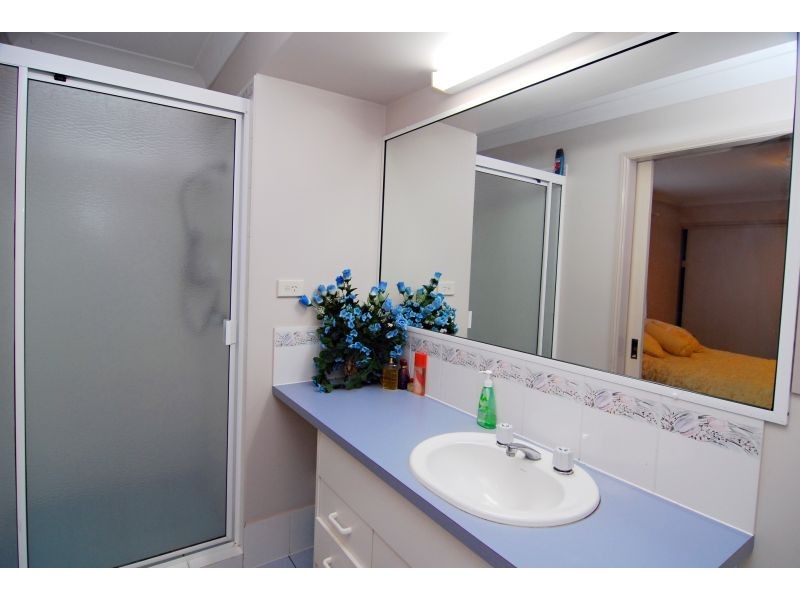 141 Merluna Rd, Park Ridge South QLD 4125