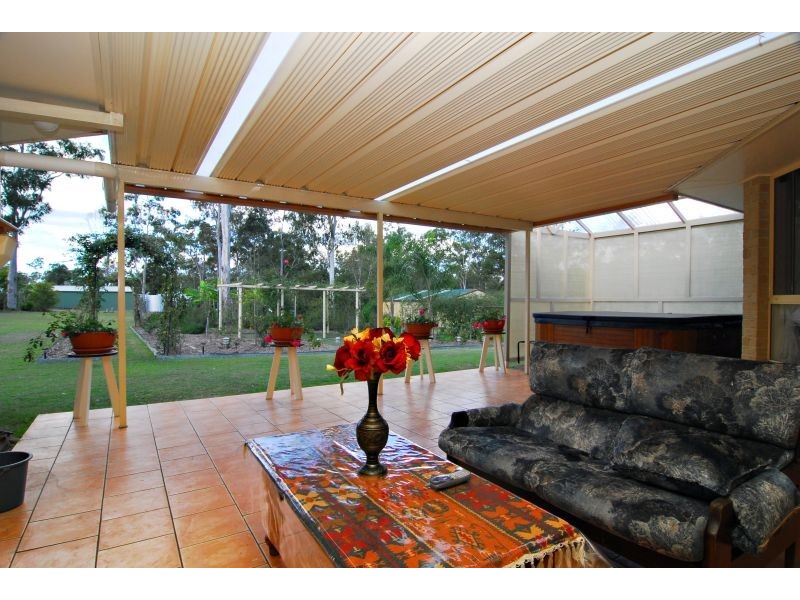 230-232 Lyon Drive, New Beith QLD 4124