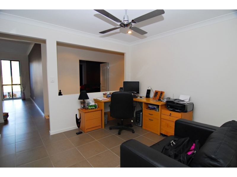 223-225 Equestrian Dr, New Beith QLD 4124